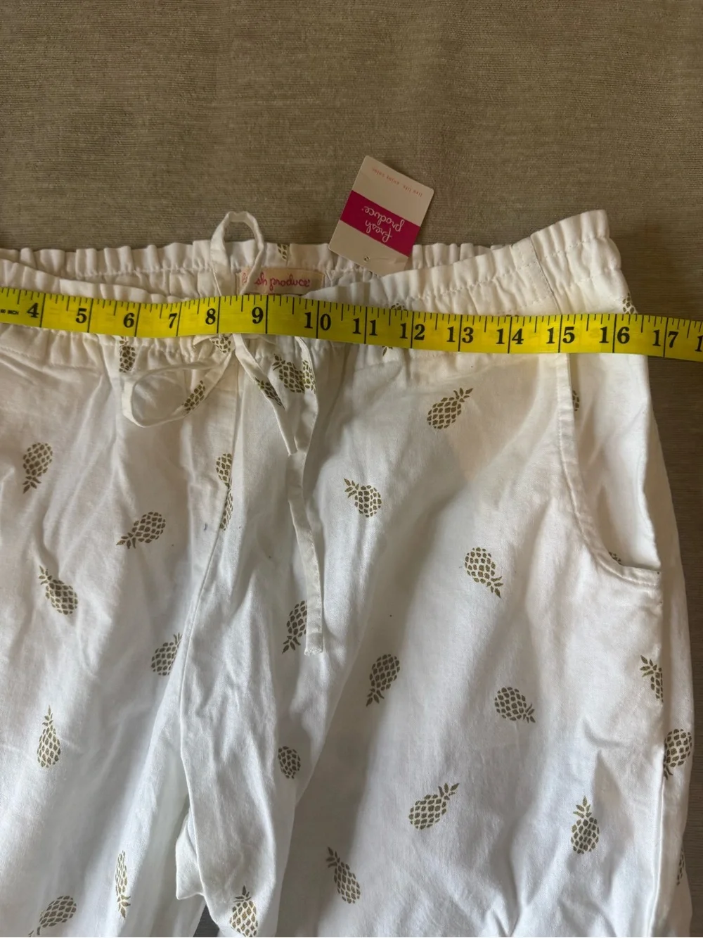 Fresh Produce Pineapple Adele Capri Pants White Gold Print Linen Blend XS/S NWT